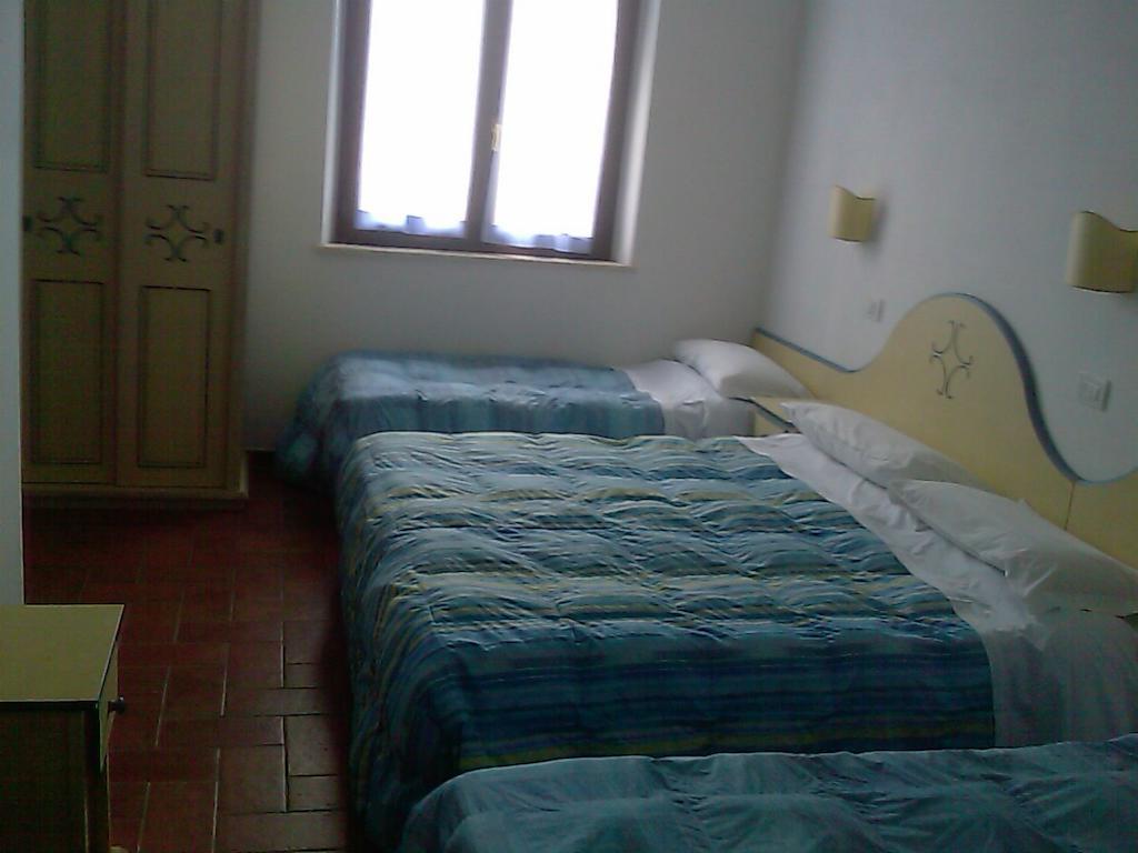 Ostello Victor Center Assis Quarto foto